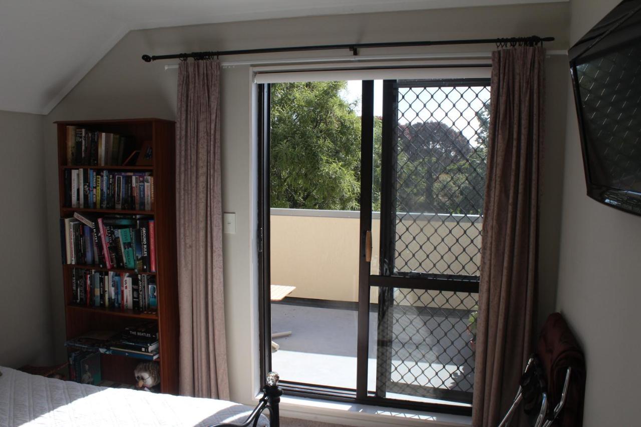 Quiet And Cosy Apartment Waikanae Ngoại thất bức ảnh